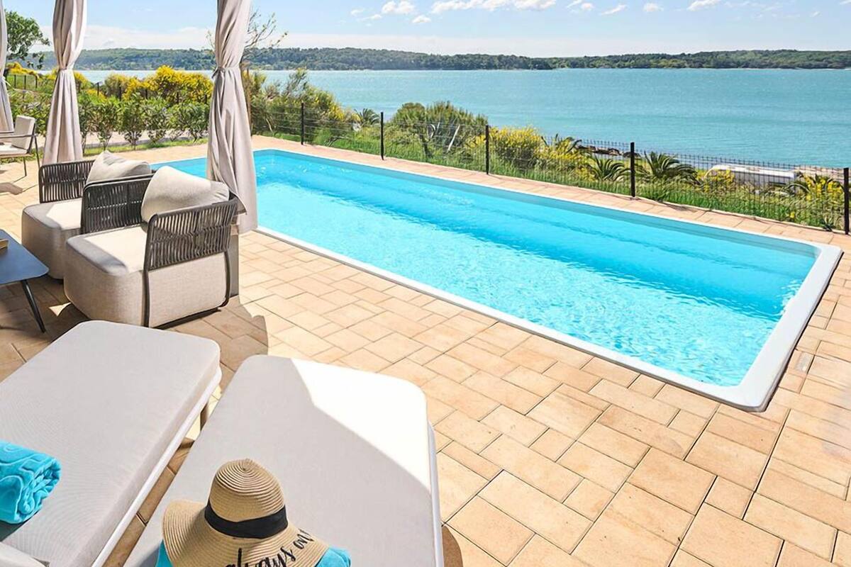 Luxury Sea View Holiday Home with private pool | 테라스/파티오