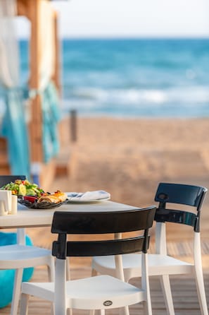 Beach bar
