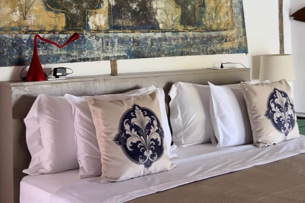 Premium-værelse | Minibar, gratis Wi-Fi, sengetøj