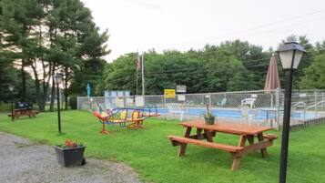 BBQ/picnic area