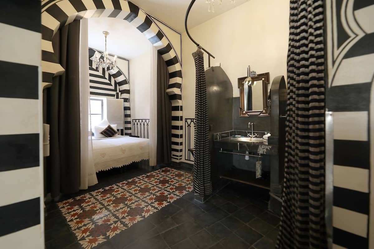 Suite superior (Aswan) | Ropa de cama de alta calidad y caja de seguridad en la habitación