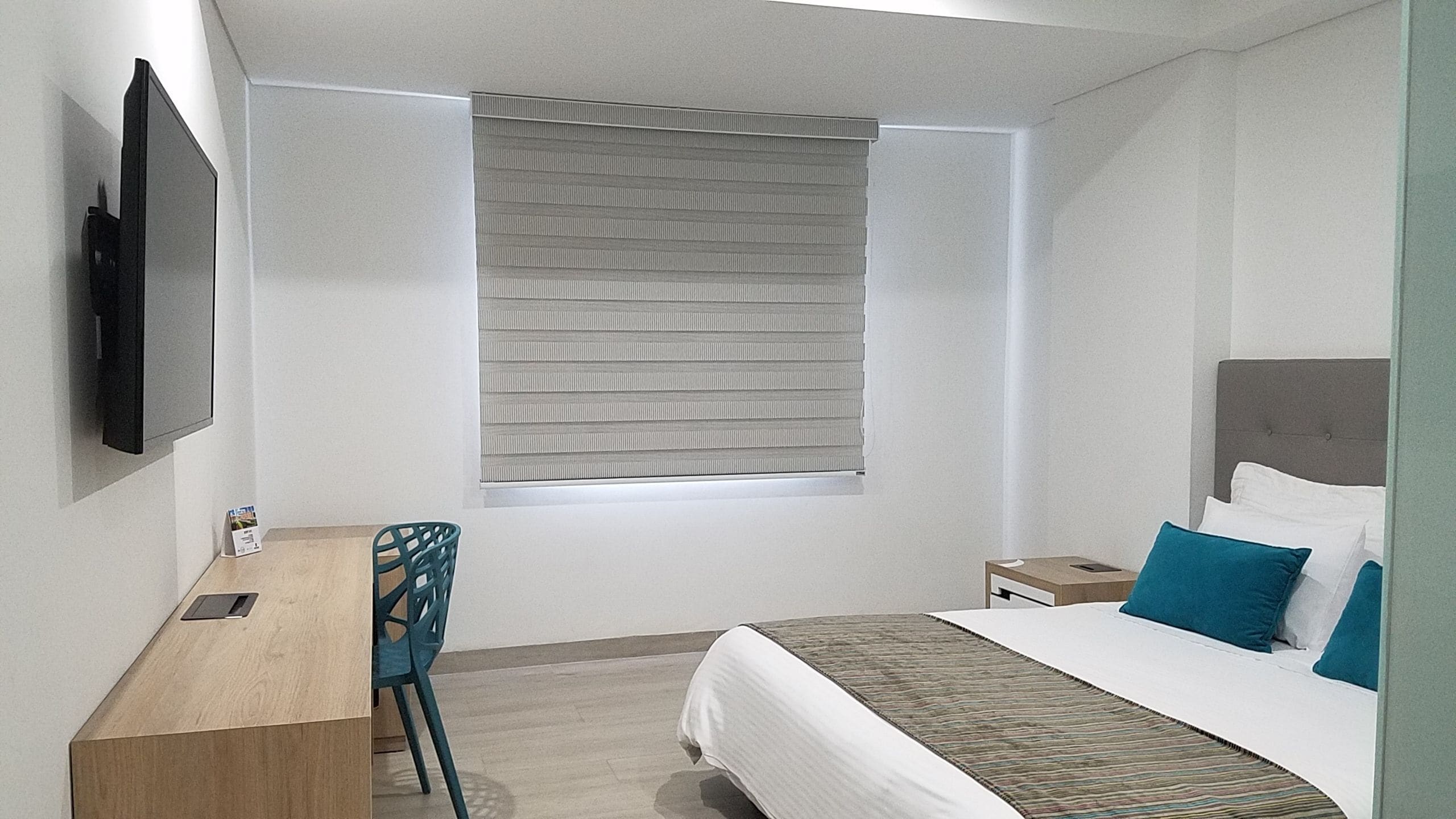 standard room, 1 double bed | premium bedding, in-room safe, desk, soundproofing