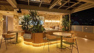 Bar (en la propiedad)