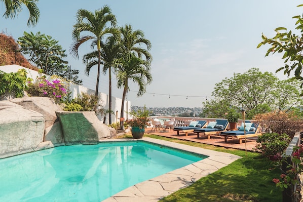 Outdoor pool, pool loungers