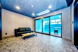 Villa, alberca privada | Escritorio y wifi gratis 