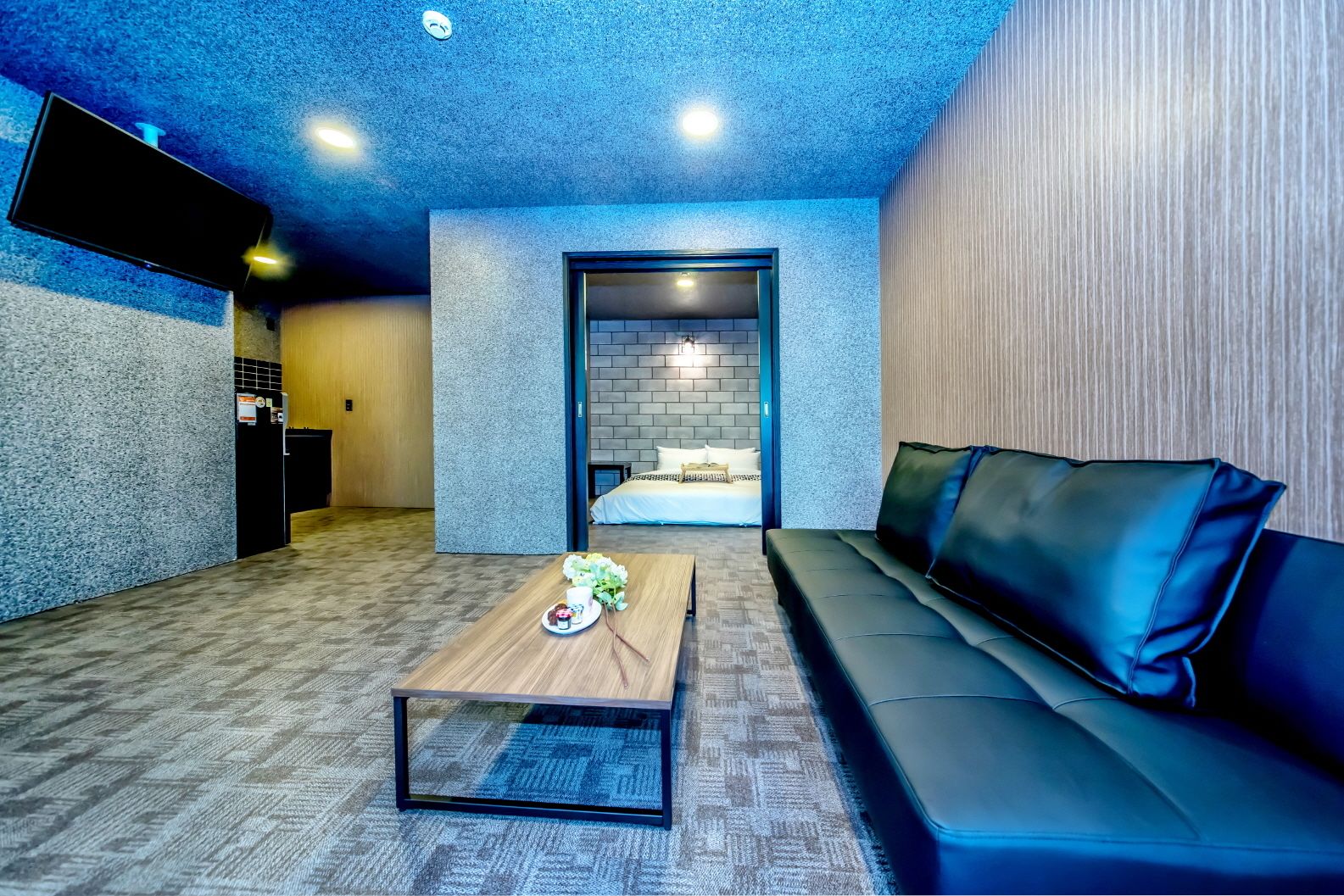 villa, private pool | desk, free wifi