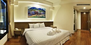 Minibar, in-room safe, desk, free WiFi - Panini Residence (Bangkok)