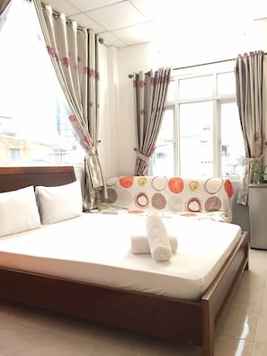 Habitación estándar doble | Escritorio, wifi gratis, ropa de cama