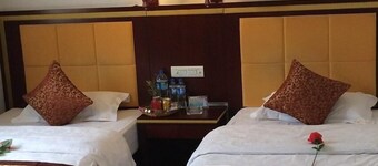Sanlong Hotel in Kaiyuan City