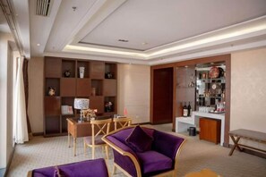 Room - Spring Summer Fall Winter International Hotel (Dingxing)