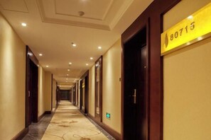 Interior - Xinxing Century Hotel (Qianwei County)
