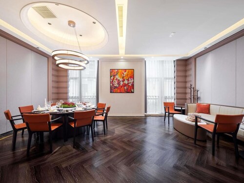 Hengtong Garden Hotel.