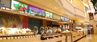 Oceania Hotel