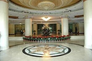 Lobby - Yixing Hotel (Zhongwei)