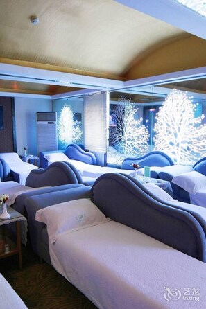 Interior - Yixing Hotel (Zhongwei)