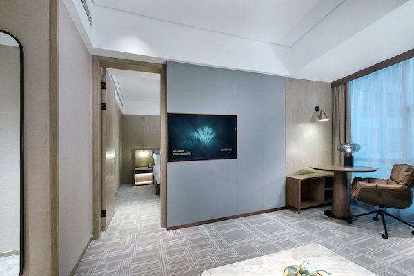 Deluxe Suite King | Interior