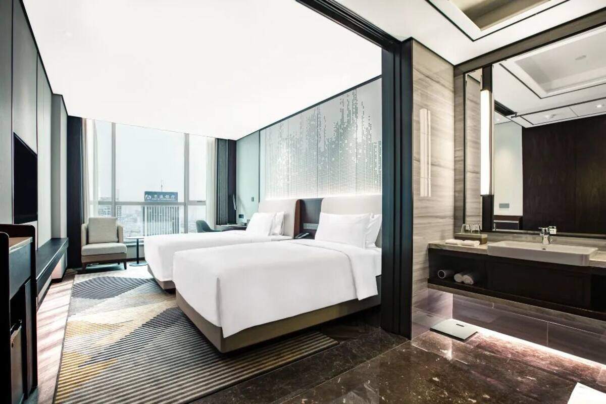 Premium Room, 2 Twin Beds, City View | 1 bedroom, in-room safe, desk, soundproofing