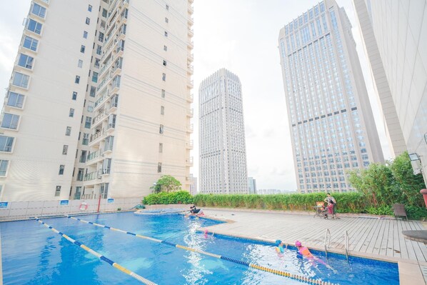 Indoor pool, outdoor pool