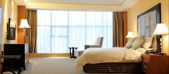 Lvliang Oriental Lily Hotel