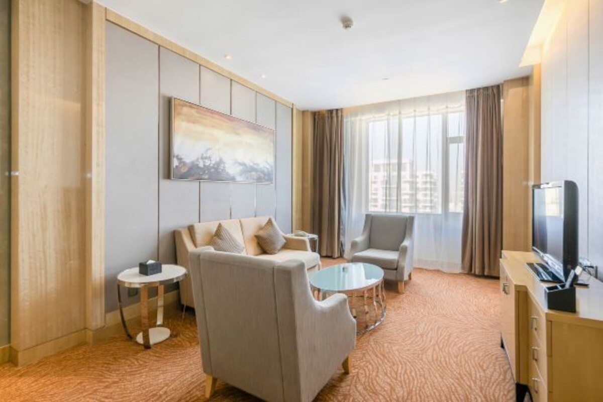 Deluxe Suite