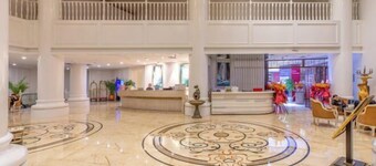 Yonder International Hotel