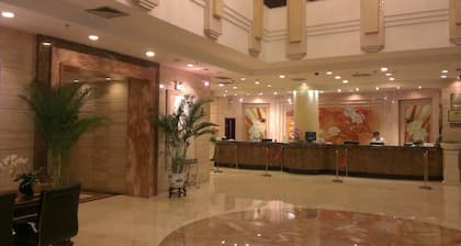 Peace International Hotel - Shangrao