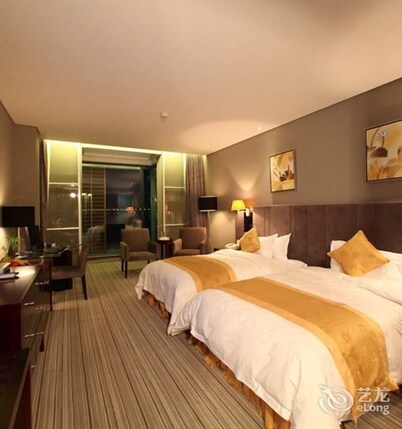 Expo Garden Resort Hotel