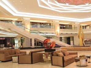 Lobby - Landbridge Jinjiang Hotel (Rizhao)