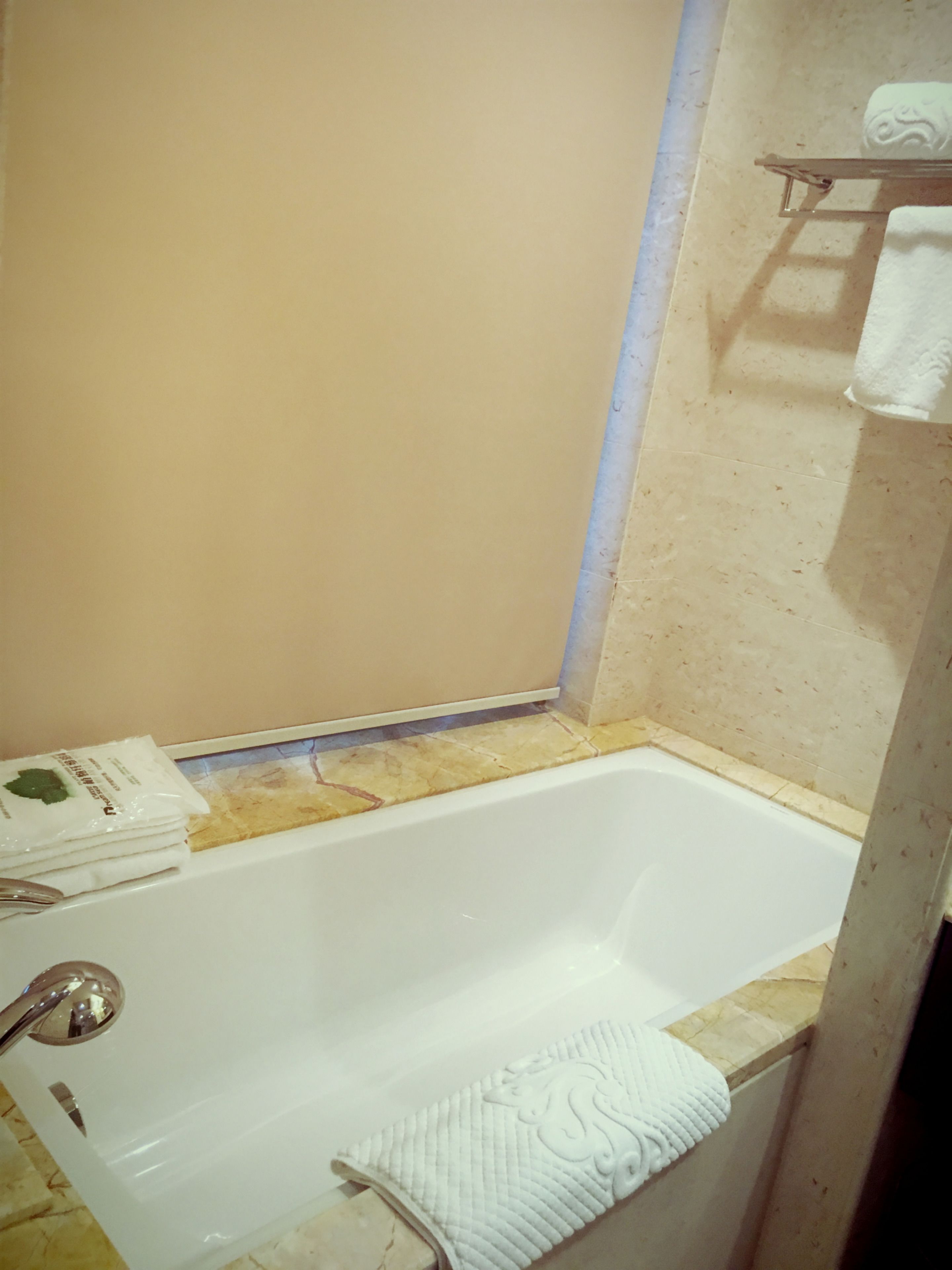 separate bathtub and shower, free toiletries, hair dryer, bathrobes