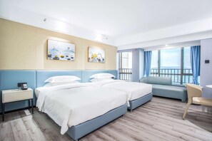 Standardzimmer, 1 Doppelbett oder 2 Einzelbetten, Bergblick | Daunenbettdecken, Zimmersafe, Verdunkelungsvorhänge, kostenloses WLAN