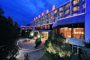 Exterior - Huaxiang International Hotel (Ningbo)