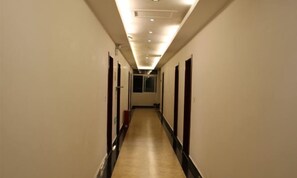Interior - Shangri-La Ziyouxing Hotel (Deqin)