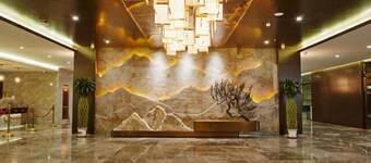 西蔵ジング ホテル (西藏金谷饭店(拉萨))