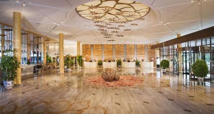Union Life Jianguo Hotel
