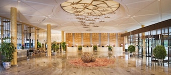 Union Life Jianguo Hotel