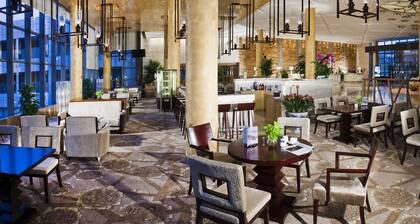 Union Life Jianguo Hotel