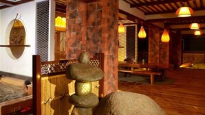 Ảnh chưa phân loại, 5 trong số 54 ảnh, nút