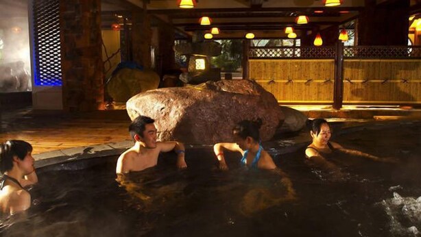 Ảnh chưa phân loại, 1 trong số 54 ảnh, nút