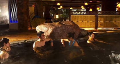Emeishan Huasheng Hotel