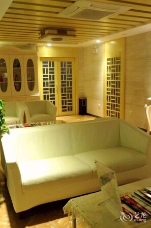Interior - Guangdong Youth Hostel (Guangzhou)