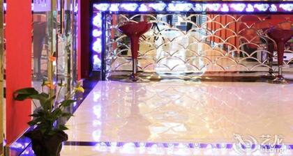 Hong Wei Yi Jia Beijing Niu Jie Hotel