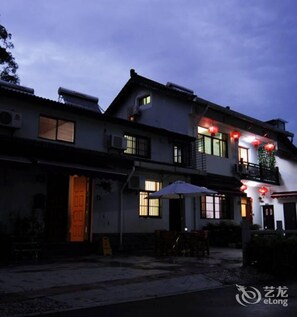 Exterior - Lingyin Tangchao Hostel (Hangzhou)