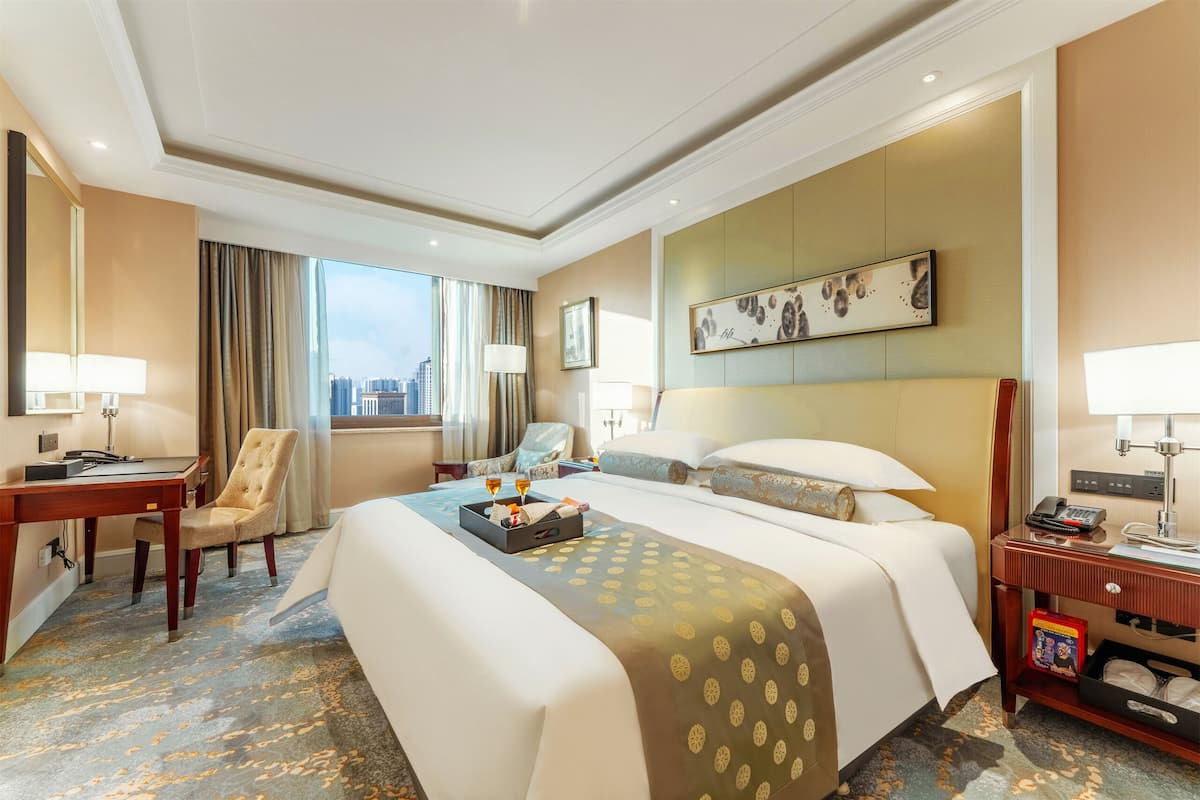 Habitación empresarial individual (business twin room) | Ropa de cama de alta calidad, edredón y minibar