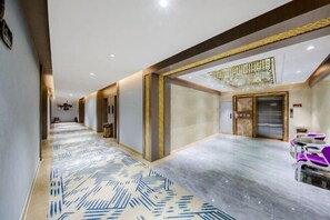Interior - New Horizon Hotel (Luoping Sports Center, Qujing) (Qujing)