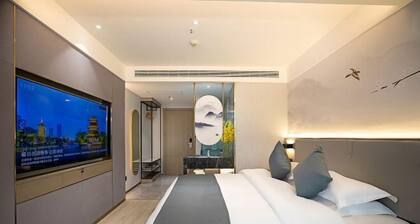 Kunlun Leju Hotel (Wenxian Branch)
