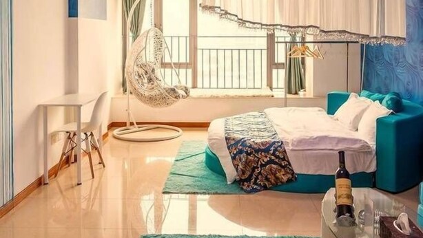 Unclassified image, 1 of 81, button - Aichao Theme Apartment (Chengdu)
