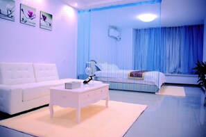 Room - Aichao Theme Apartment (Chengdu)