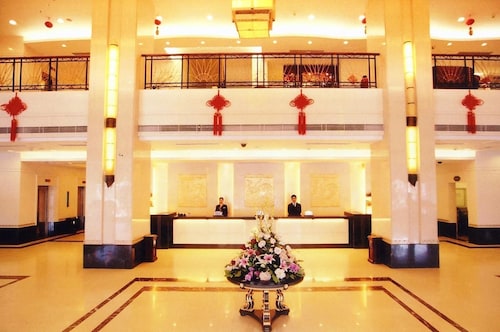 Huaxia Hotel