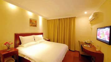 In-room safe, blackout drapes, iron/ironing board, free WiFi