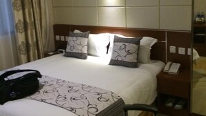 Unclassified image, 2 of 67, button - TAI JI Hotel Shanghai (Shanghai)